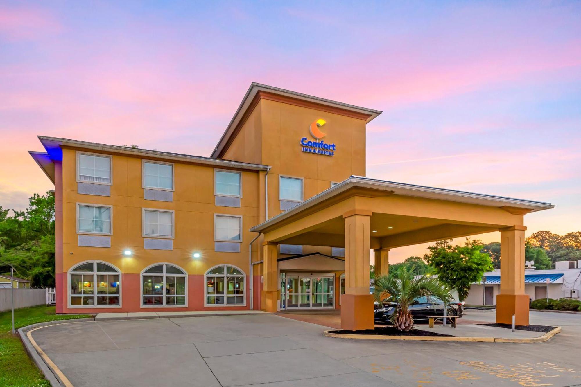 Comfort Inn & Suites Chesapeake - Portsmouth Экстерьер фото