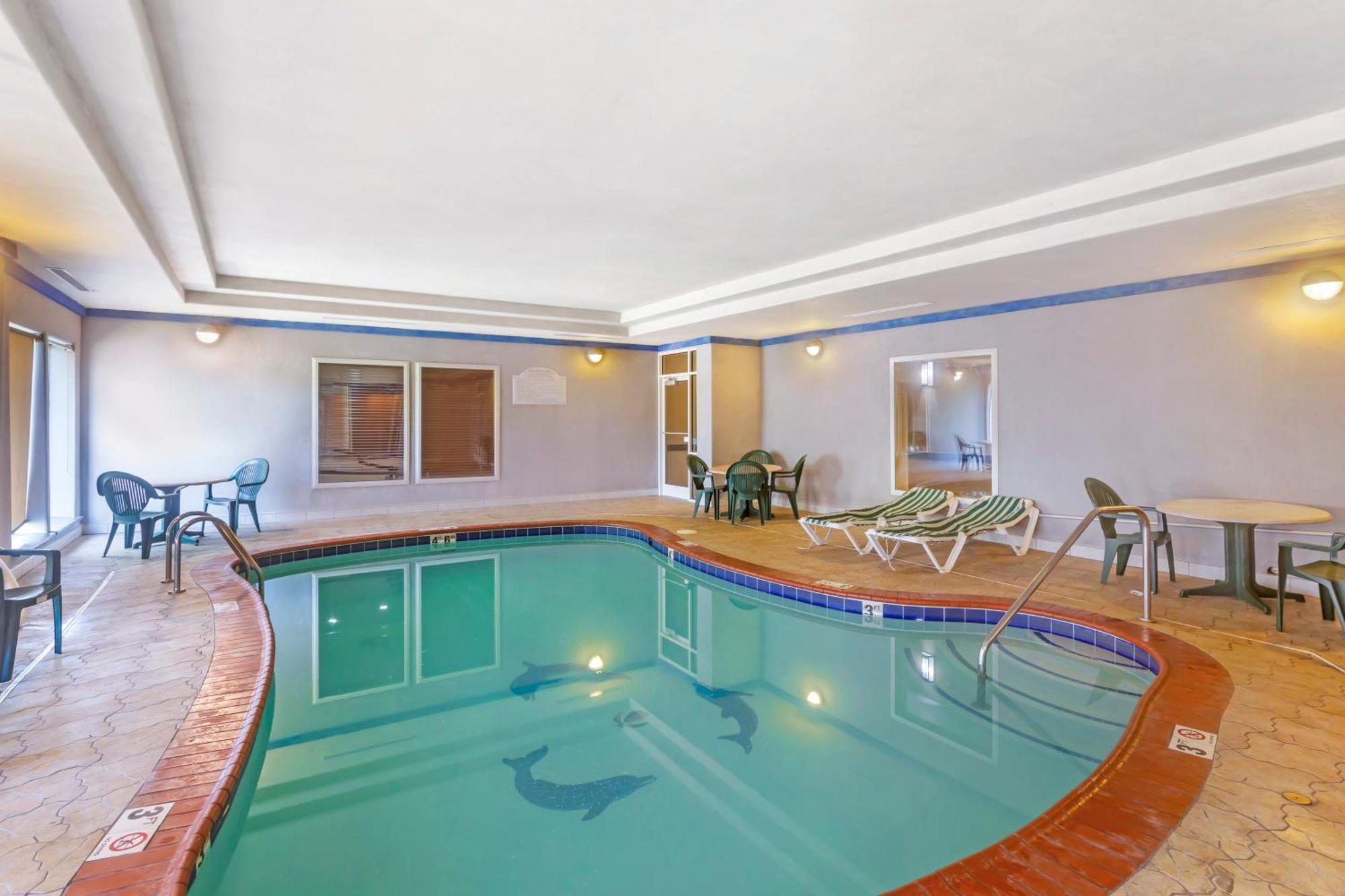 Comfort Inn & Suites Chesapeake - Portsmouth Экстерьер фото